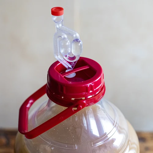 Lehký, nerozbitný balón na víno s držadlem, 15 L - 14