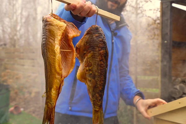 Uzený kapr